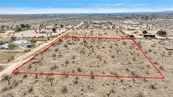 Phelan, CA 92371,12432 La Mirada