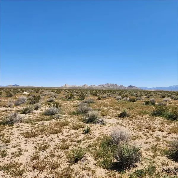 Lucerne Valley, CA 92356,45215138 Near Fairlane