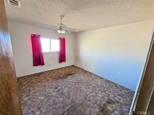 Victorville, CA 92394,16376 Alviso