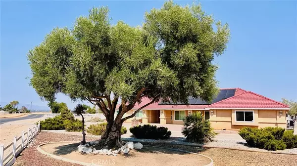 Apple Valley, CA 92308,9322 Candlelight Street