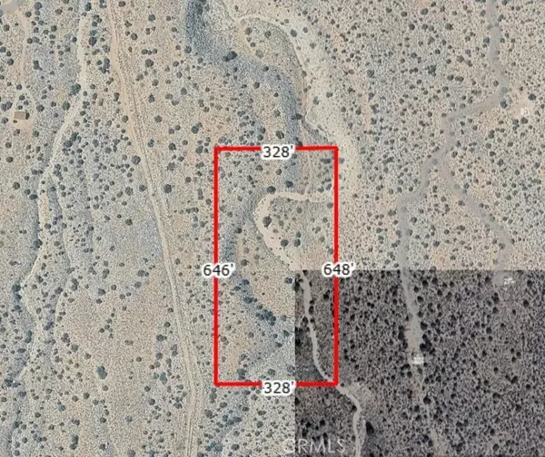 400 Pitzer Buttes (NEAR) Rd, Lucerne Valley, CA 92356