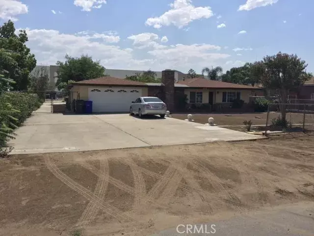 Fontana, CA 92337,15787 Rose Avenue