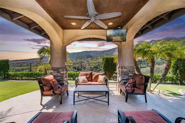 Corona, CA 92881,4037 Via Pasqual Street