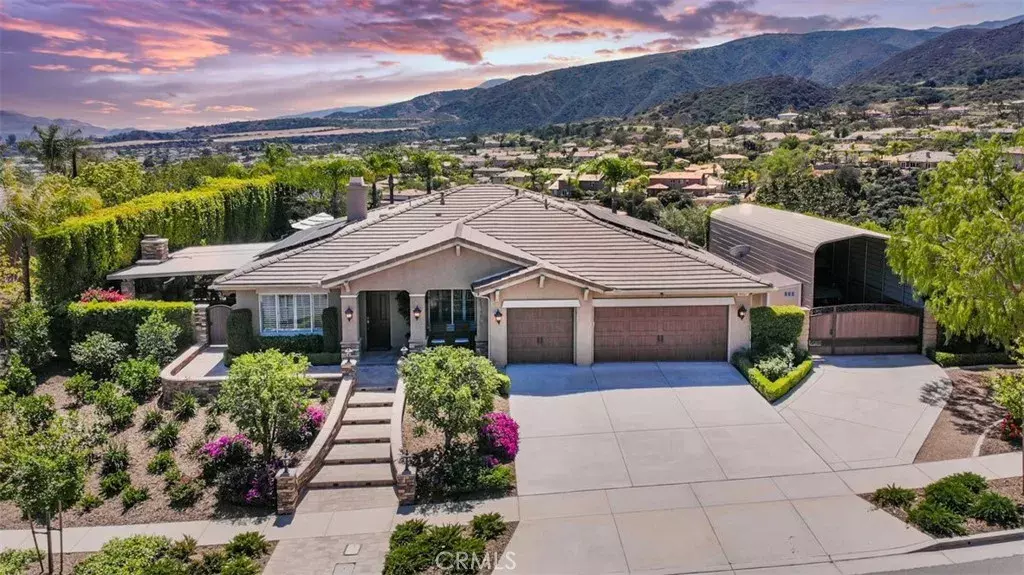 Corona, CA 92881,4037 Via Pasqual Street