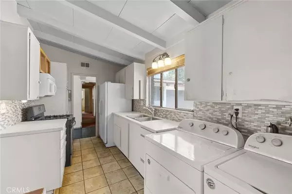 Whittier, CA 90606,8331 Flallon Avenue