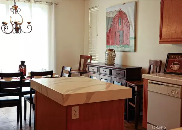 Victorville, CA 92394,15248 Sunny Point Street