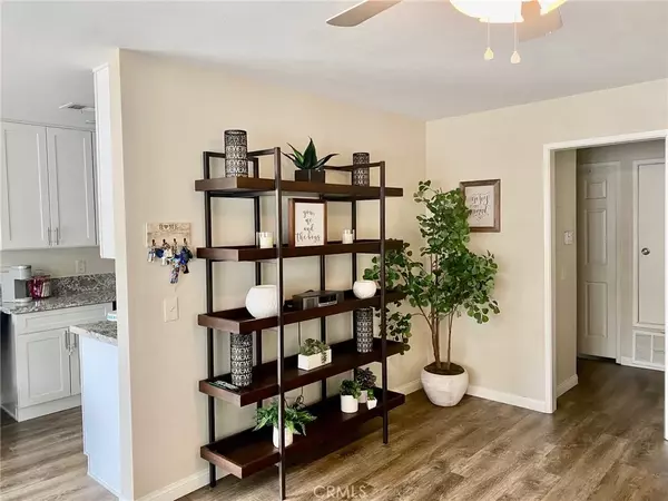 Corona, CA 92882,1313 Via Santiago #A