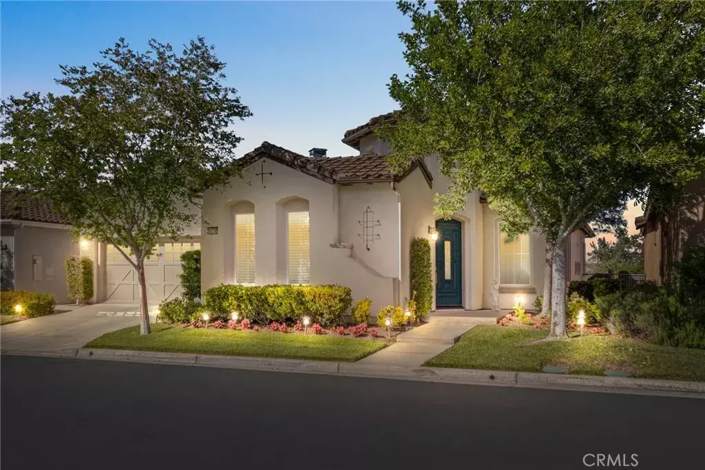 Corona, CA 92883,24198 Owl Court