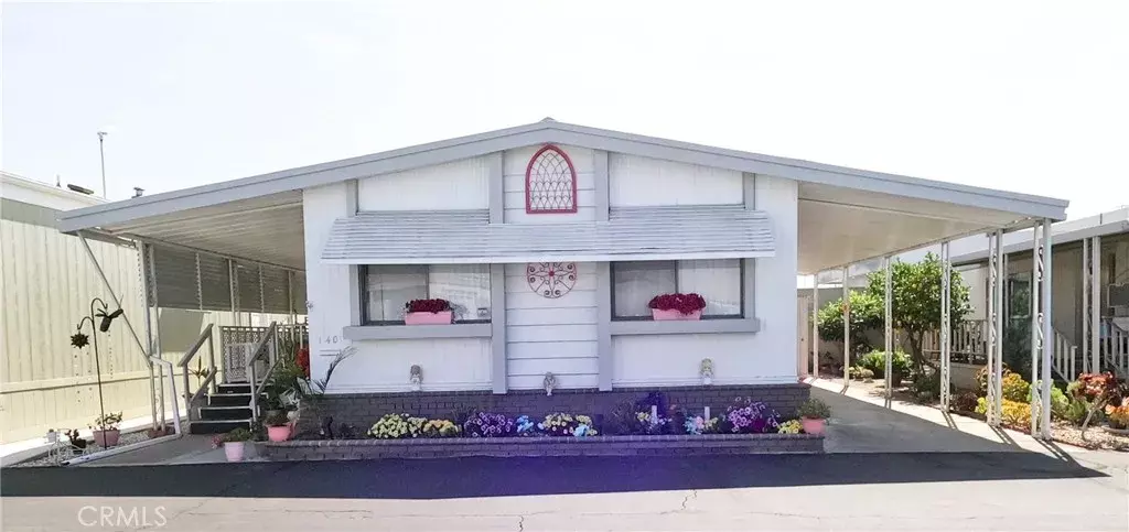 1540 E Trenton #140, Orange, CA 92867