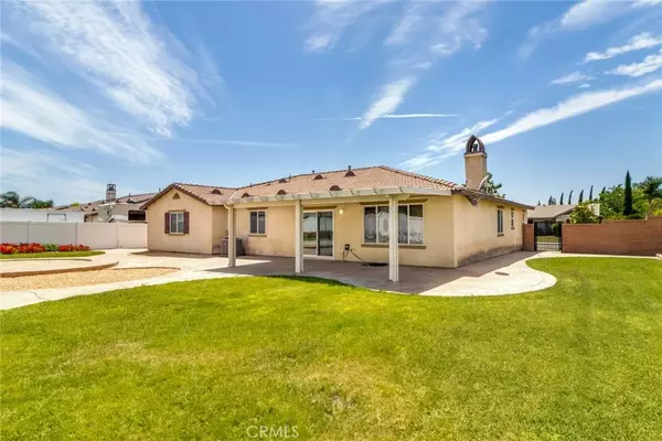 Eastvale, CA 92880,7324 Berry Creek Street