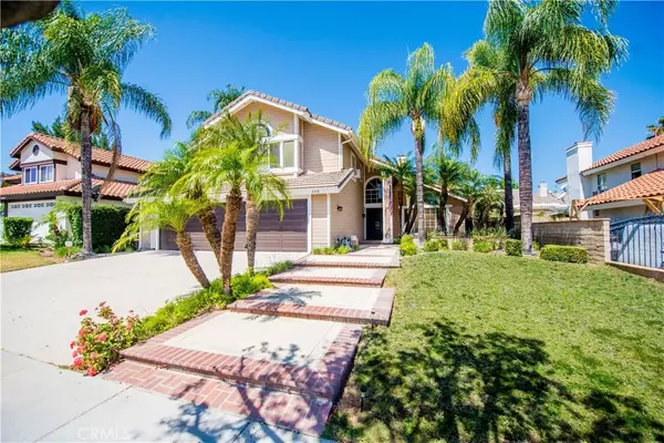 2318 Heritage Drive, Corona, CA 92882