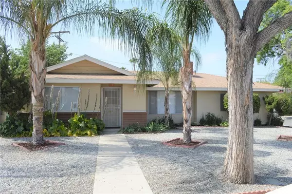 665 Onyx Avenue, Hemet, CA 92543