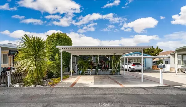 Brea, CA 92821,1414 W Central #64