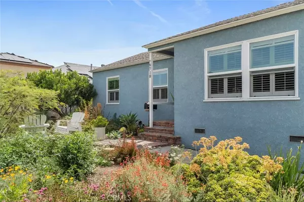 Downey, CA 90240,9718 Parrot Avenue