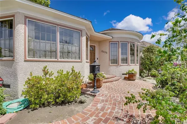 Glendale, CA 91201,2025 W Kenneth Road