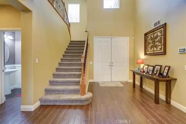 Eastvale, CA 92880,6656 Springvale Court