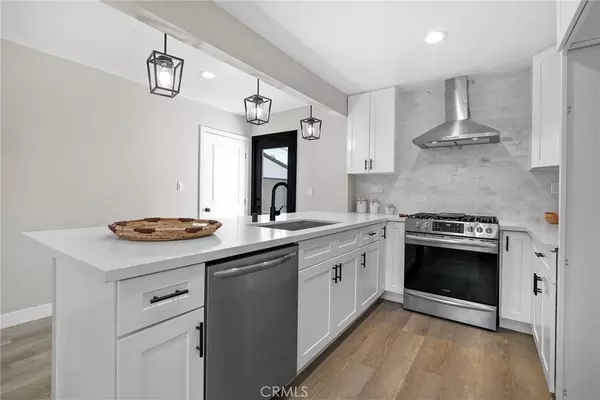 Panorama City, CA 91402,8365 Costello Avenue