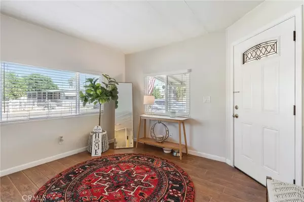 Lake Elsinore, CA 92530,31772 Via Valdez Street