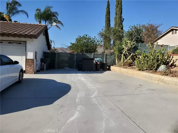 Jurupa Valley, CA 92509,7761 Halbrook