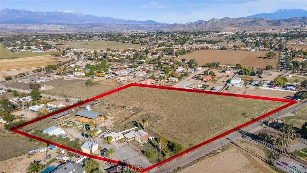 Nuevo, CA 92567,30160 12th Street