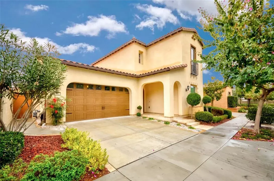 Brea, CA 92823,392 Carolina Drive