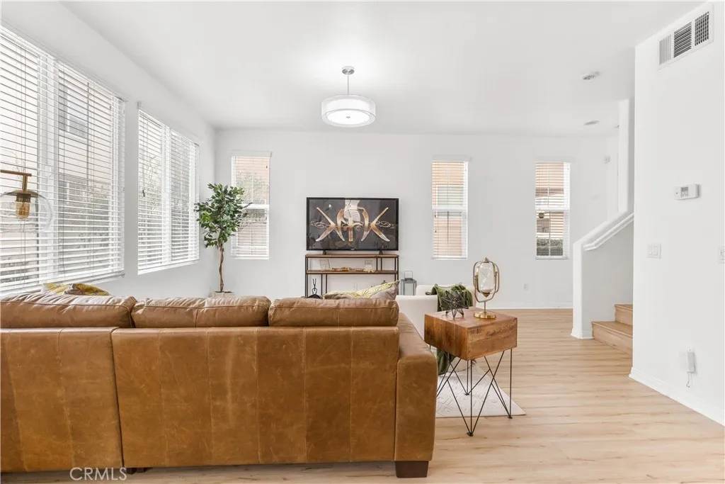Temecula, CA 92592,31815 Green Oak Way