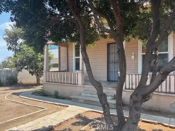 Corona, CA 92879,115 N Victoria Avenue