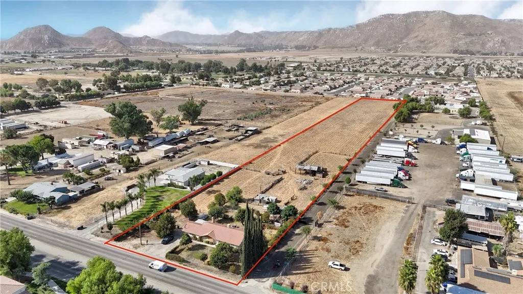 492 S Sanderson, San Jacinto, CA 92582