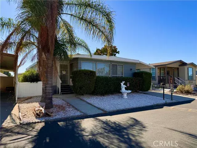 San Jacinto, CA 92583,21100 State St North #352