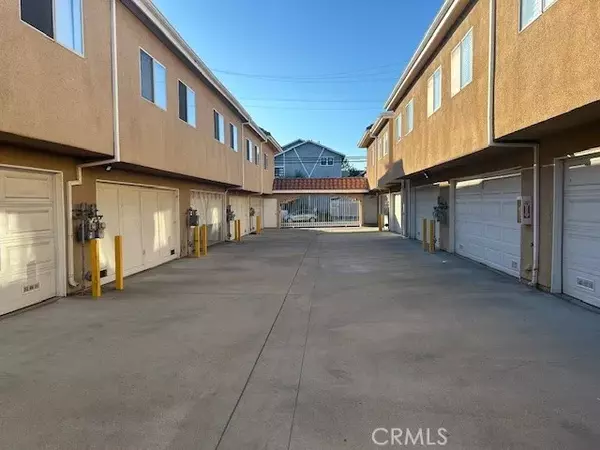 North Hills, CA 91343,15044 Nordhoff Street #6