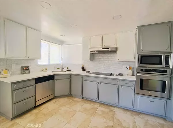 Desert Hot Springs, CA 92240,8528 Warwick Drive