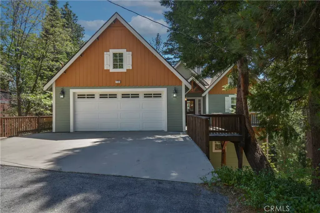 Lake Arrowhead, CA 92352,173 Grizzly Road