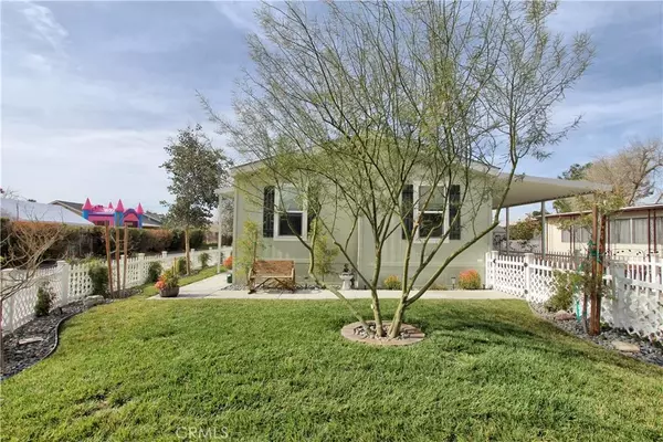 San Jacinto, CA 92583,21100 State #142