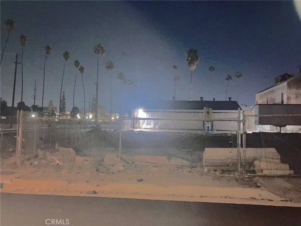 3496 Commerce, Riverside, CA 92507