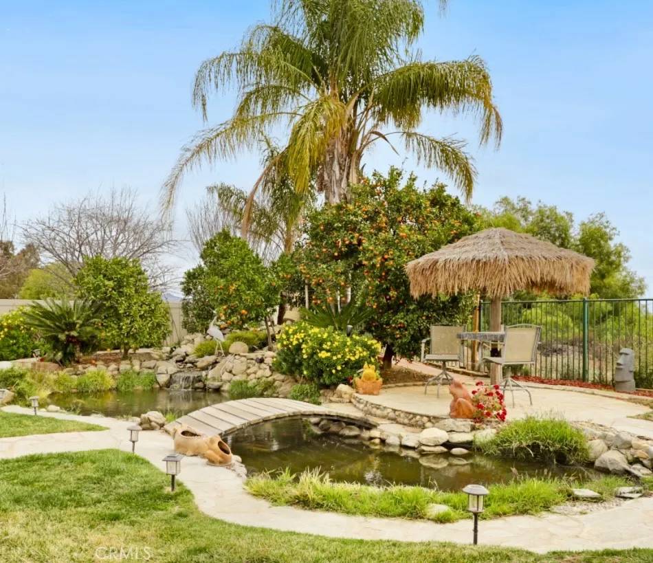 1119 Silverleaf Canyon Rd, Beaumont, CA 92223