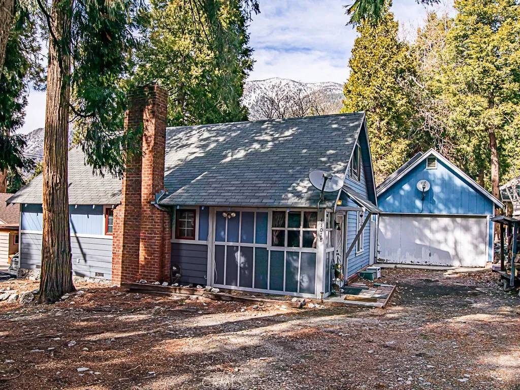 41078 Oak Drive,  Forest Falls,  CA 92339