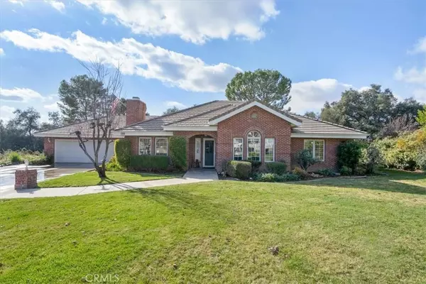 13154 Oak Crest Drive, Yucaipa, CA 92399