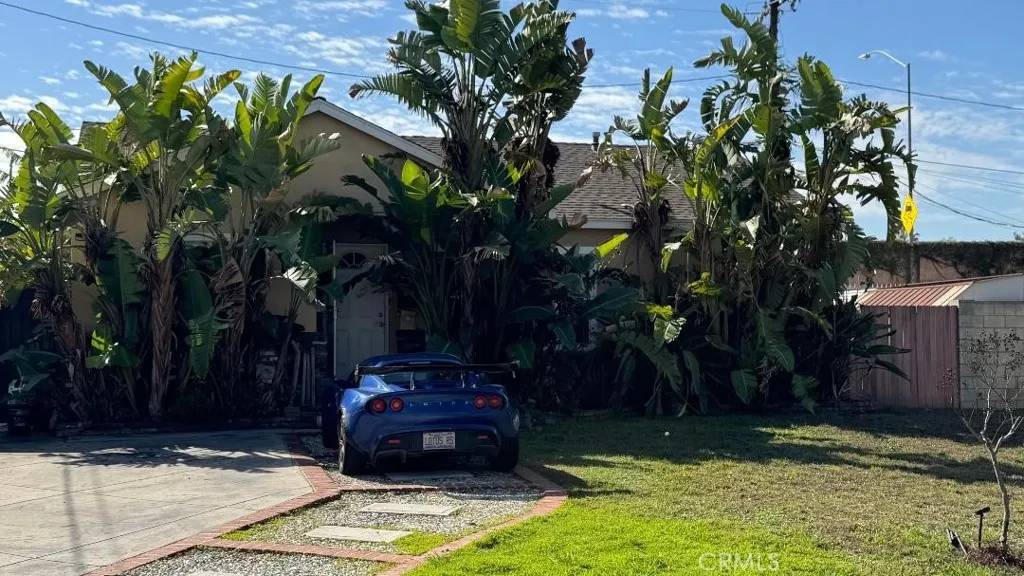 West Covina, CA 91790,1046 E Mardina Street