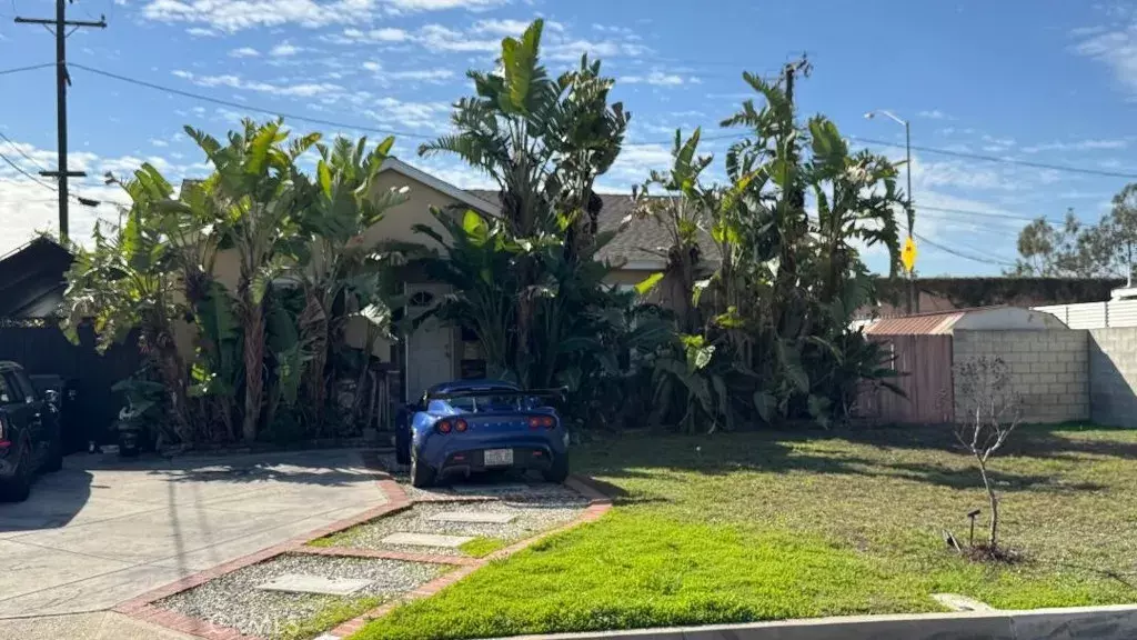 West Covina, CA 91790,1046 E Mardina Street