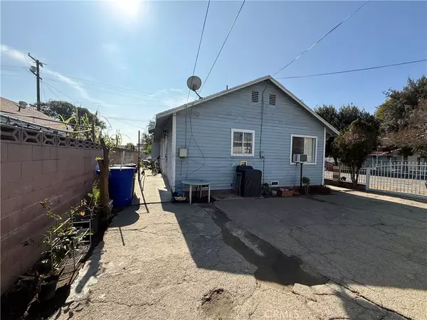 Pomona, CA 91766,903 E 7th Street