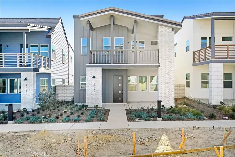 27345 Creekwood Lane, Valencia, CA 91381