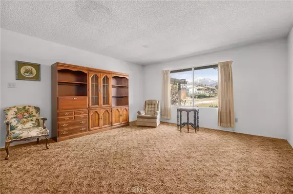 Mentone, CA 92359,1380 Agate Avenue