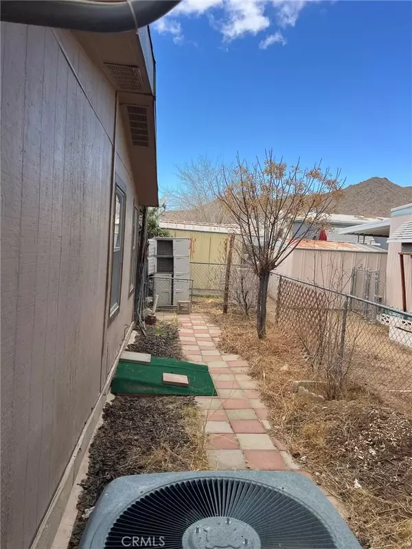 Apple Valley, CA 92307,20683 Waalew