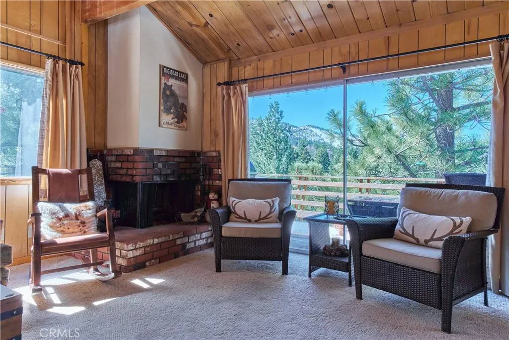 Big Bear Lake, CA 92315,43872 Mendocino Drive