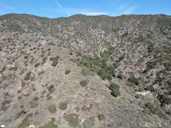 Glendora, CA 91741,0 N. of Glendora Ave., W. of Easley Canyon