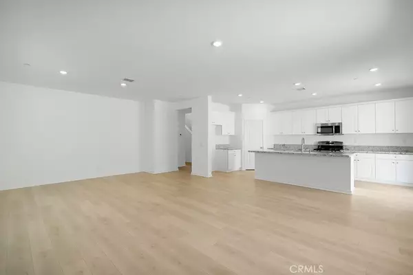 Winchester, CA 92596,32744 Crystal Cove Court