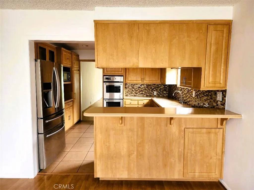 Hawthorne, CA 90250,5174 W 135th Street
