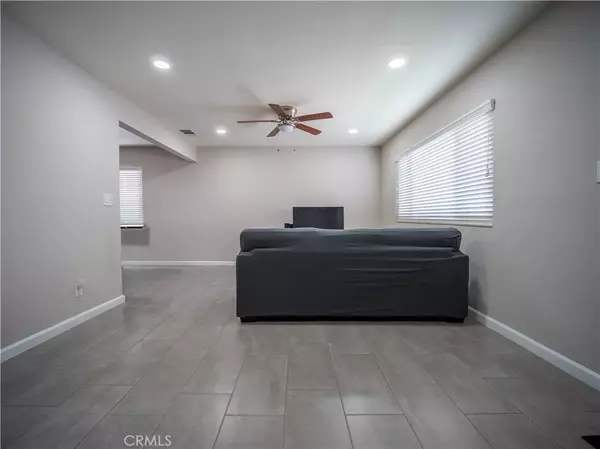 San Jacinto, CA 92583,554 E 3rd Street