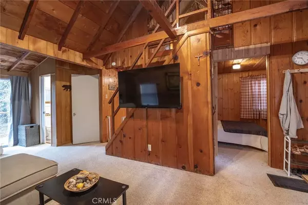 Crestline, CA 92325,23679 Hillside Drive