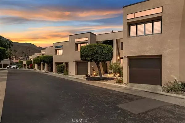 874 N Village Square North, Palm Springs, CA 92262